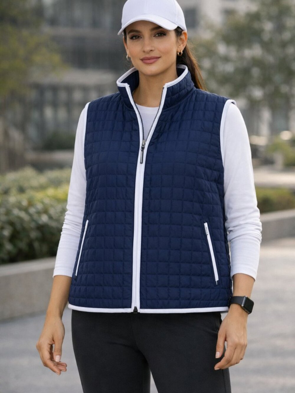 Coldwater Creek Quilted All Weather Reversible Navy & White Vest with Pockets L
